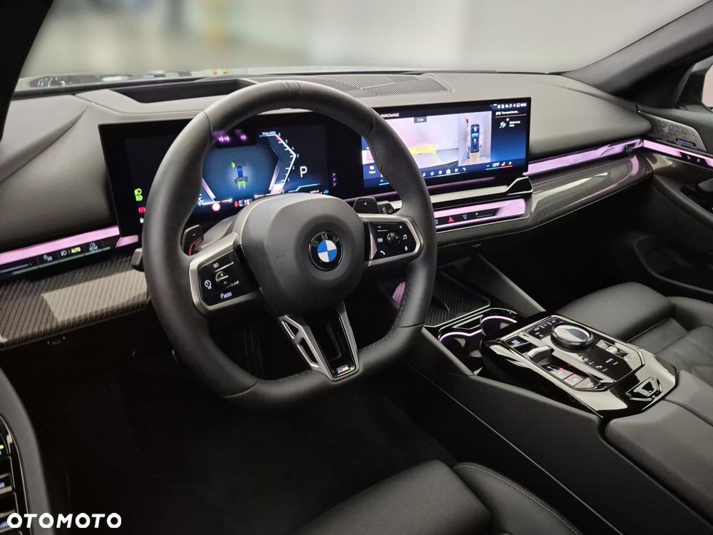 BMW Seria 5 540d xDrive mHEV M Sport - 11