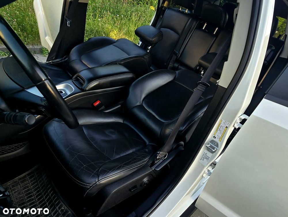 Fiat Freemont - 12