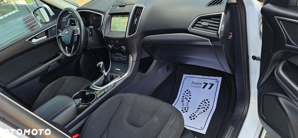 Ford S-Max 2.0 EcoBlue Titanium - 11