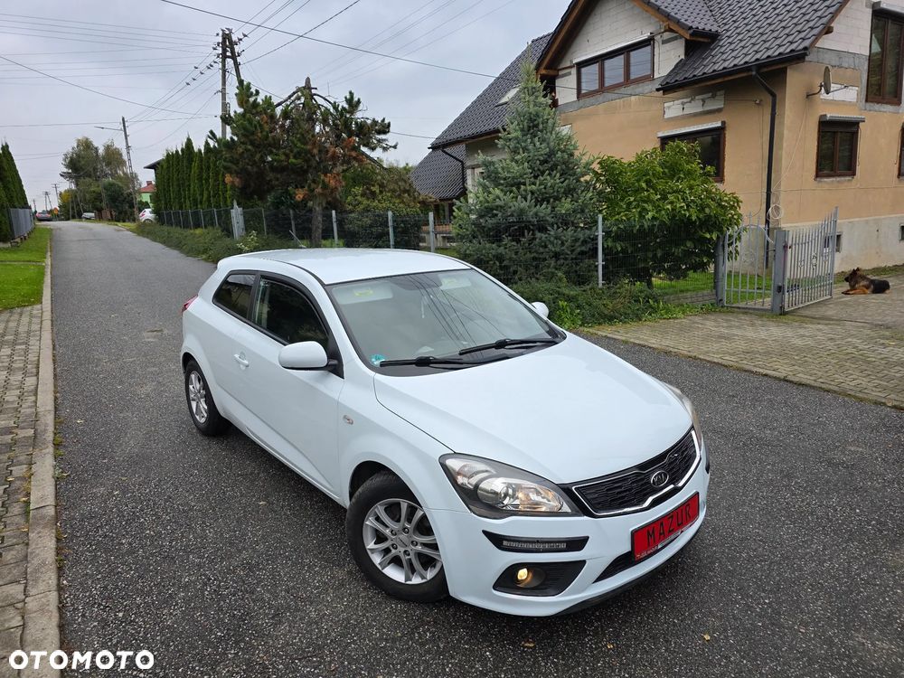 Kia ProCeed pro Ceed 1.4 CVVT Dream-Team Edition - 37