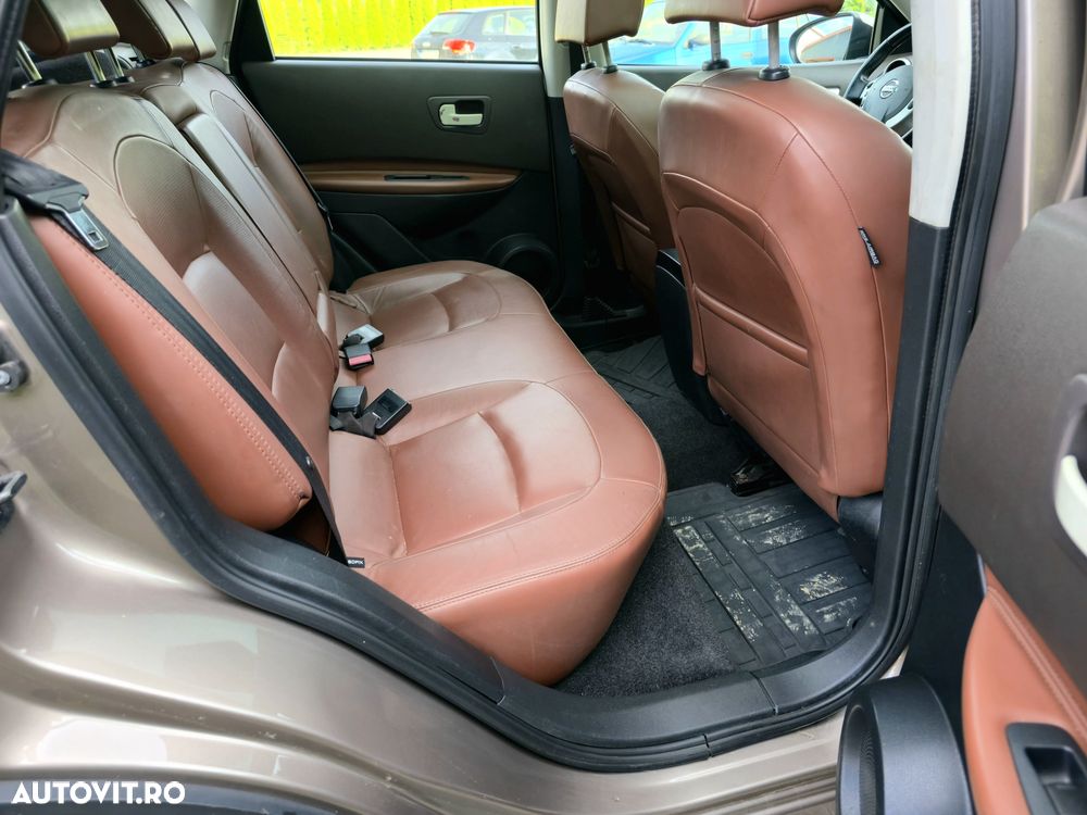Nissan Qashqai - 12