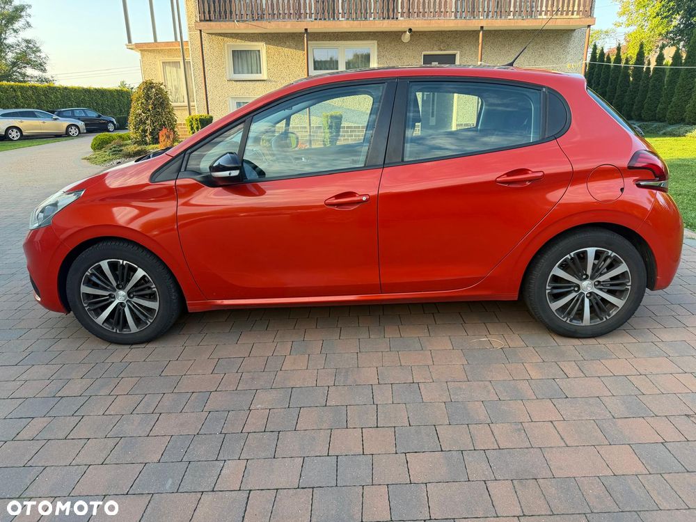 Peugeot 208 1.2 VTi Allure - 13