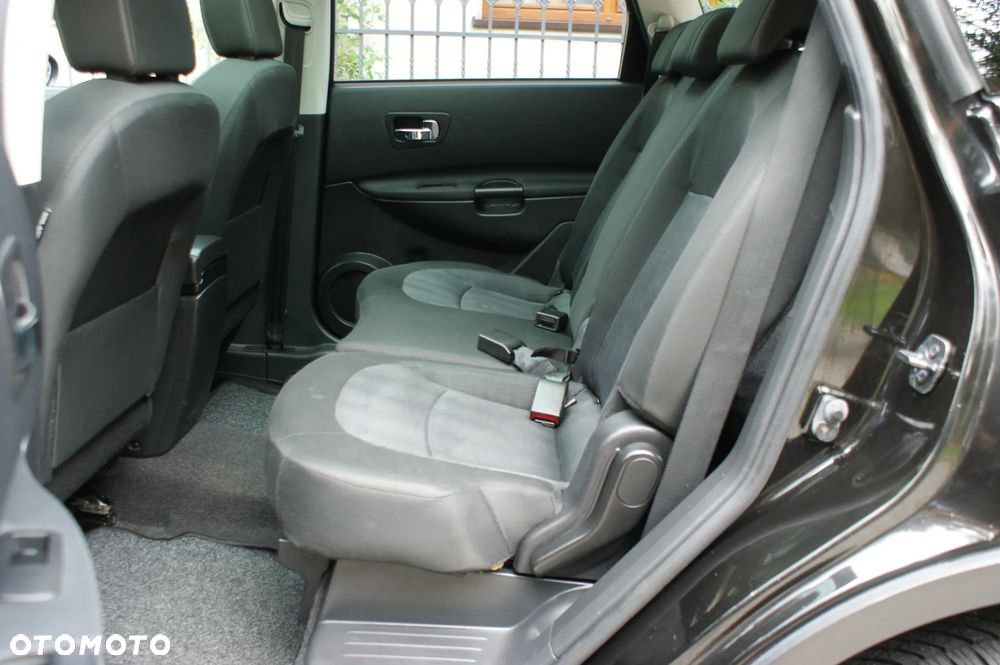 Nissan Qashqai+2 - 9
