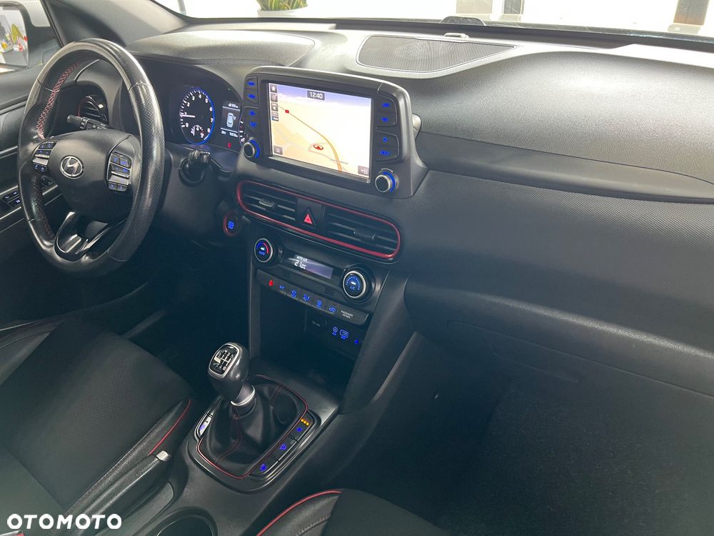 Hyundai Kona - 35