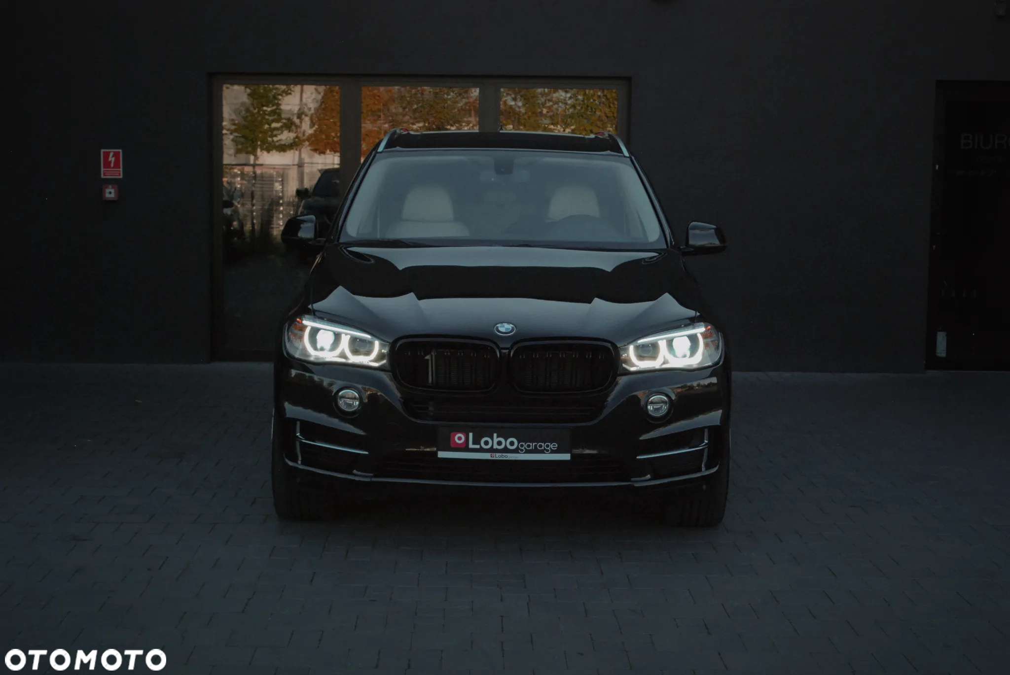 BMW X5 5.0i xDrive - 3
