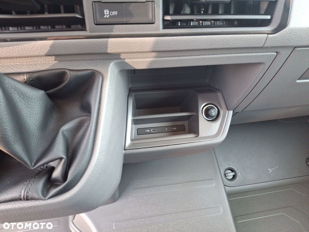 Volkswagen Crafter Skrzyniowy - 32
