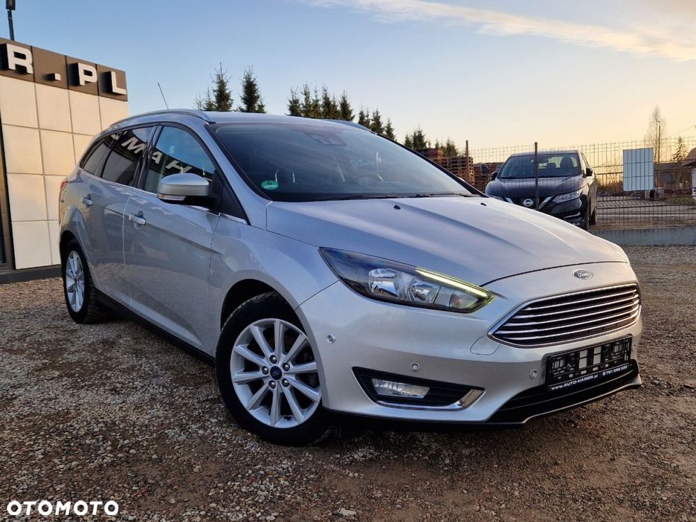 Ford Focus 1.0 EcoBoost Titanium - 4