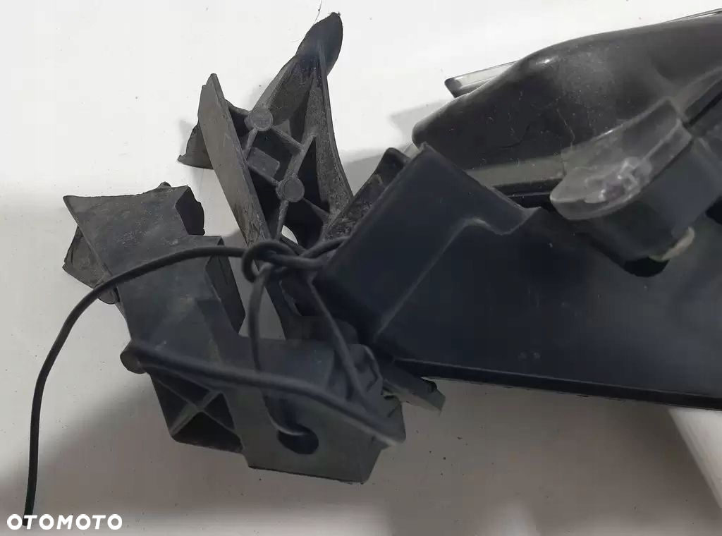 Lexus RX Halogen Prawy MDE1335444R - 4