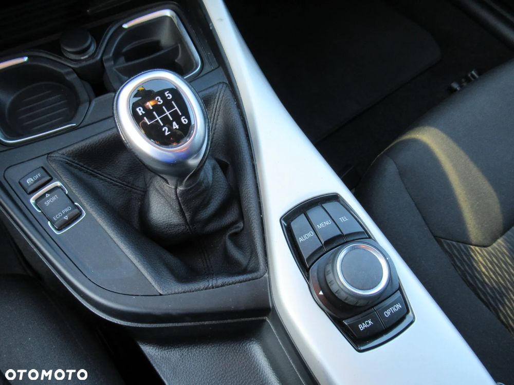 BMW Seria 1 118i Edition M Sport Shadow - 16