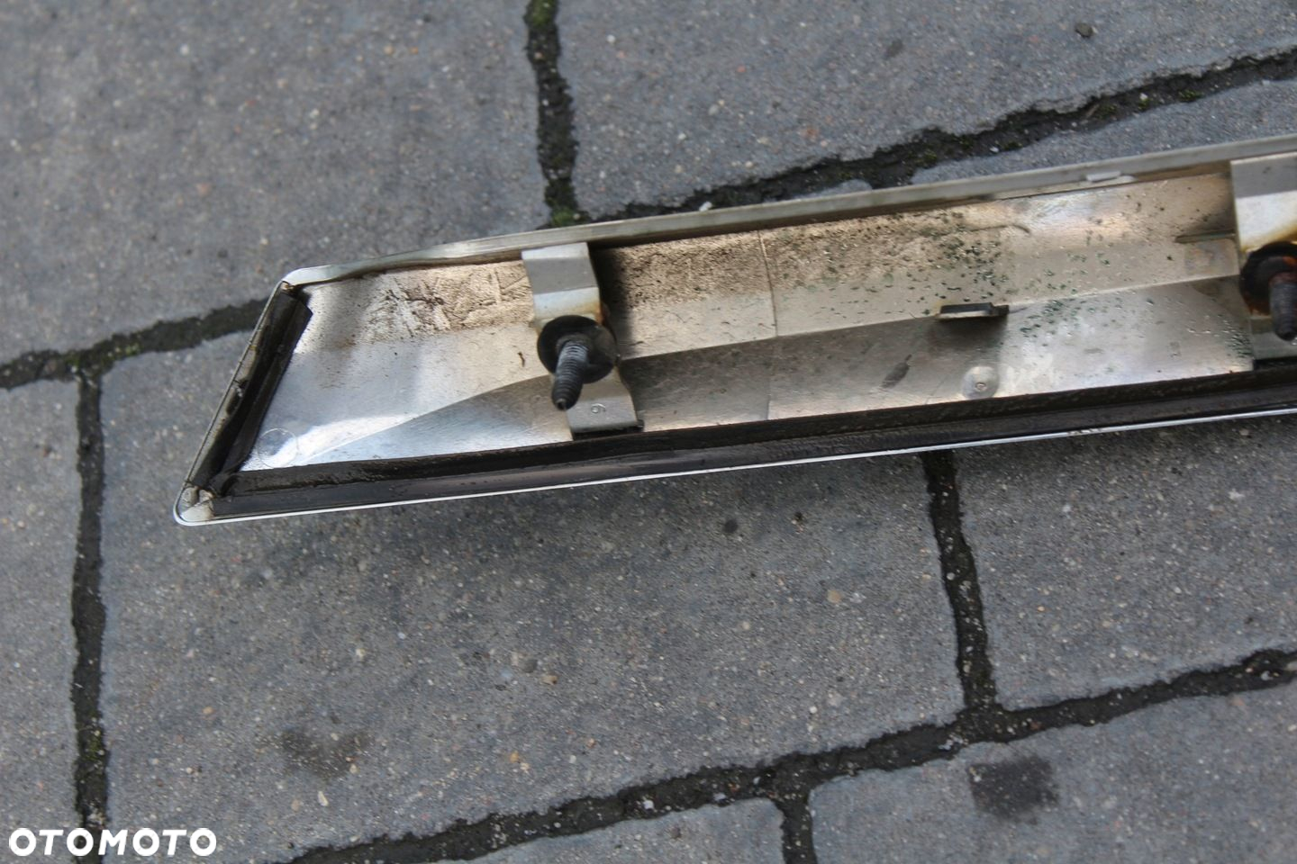 AVENSIS T27 SEDAN LIFT LISTWA BLENDA OŚWIETLENIA TABLICY REJ 76801-05130 - 8