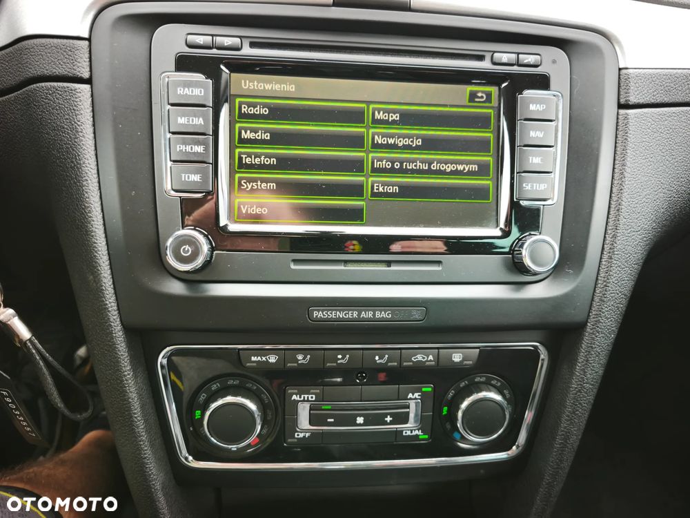 Skoda Superb 1.6 TDI GreenLine - 22