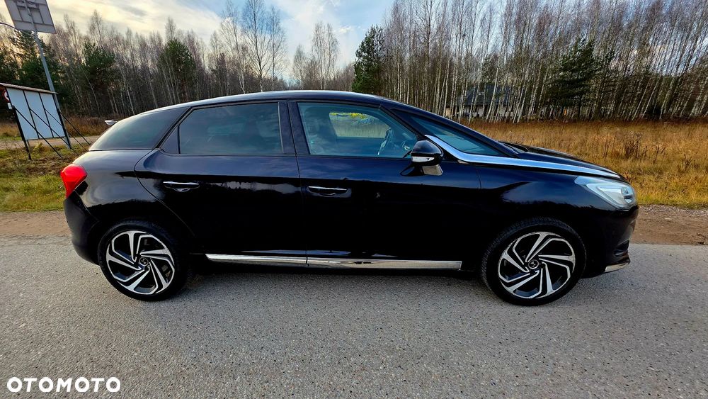 DS Automobiles DS 5 - 5