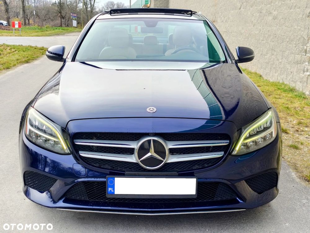 Mercedes-Benz Klasa C 300 9G-TRONIC Exclusive - 2