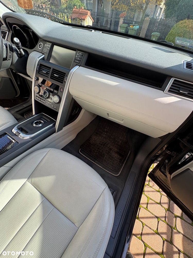 Land Rover Discovery Sport 2.0 TD4 HSE - 11