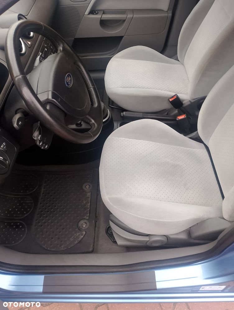 Ford Fiesta 1.4 Trend - 15