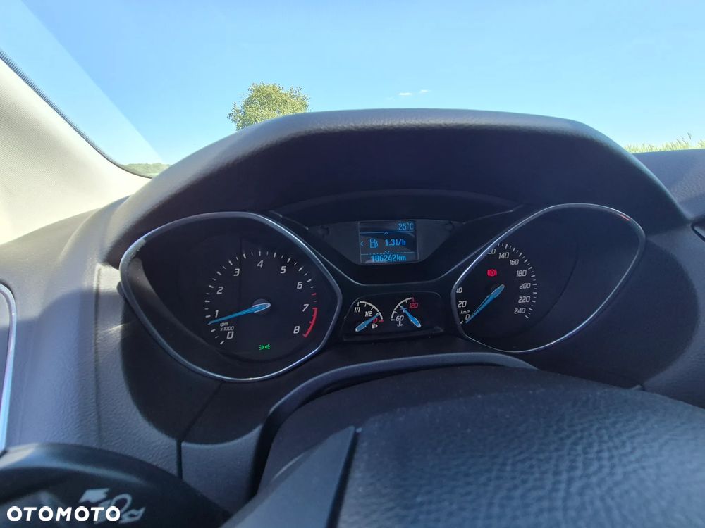 Ford Focus 1.0 EcoBoost Titanium - 5
