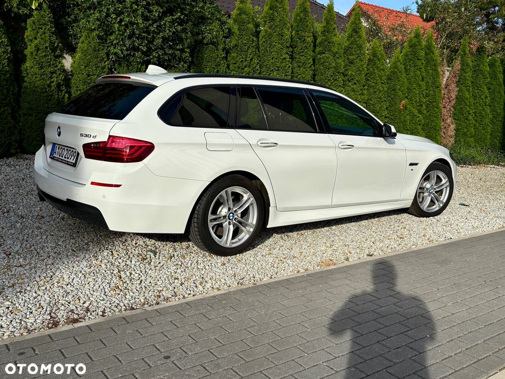 BMW Seria 5 530d Touring Blue Performance Sport-Aut - 20