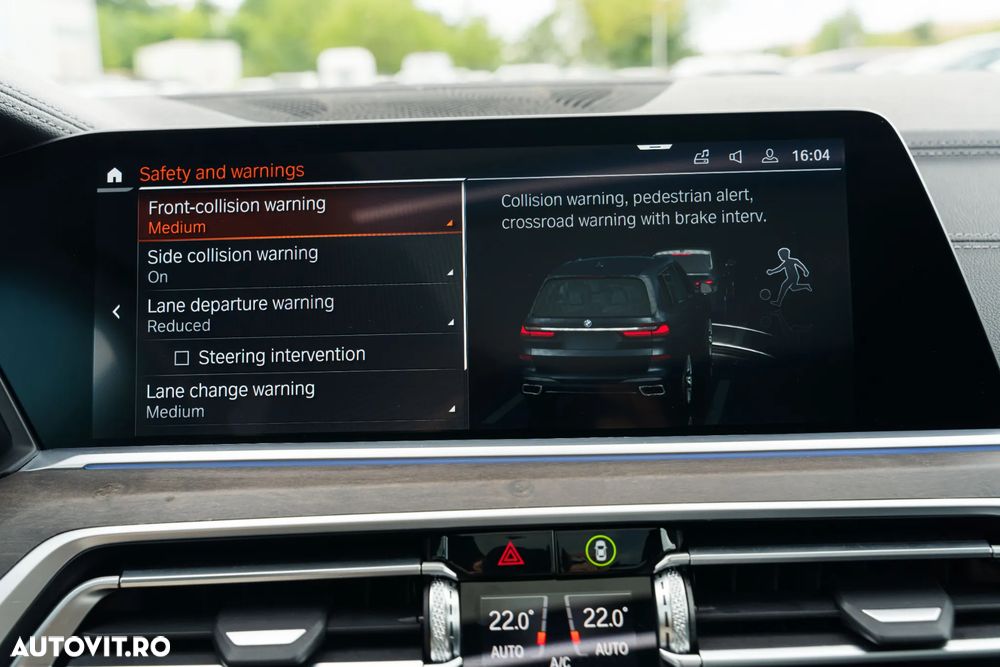 BMW X7 - 32