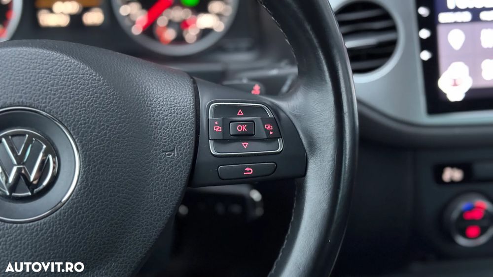 Volkswagen Tiguan 2.0 TDI SCR 4MOTION BlueMotion Technology DSG Sport & Style - 20