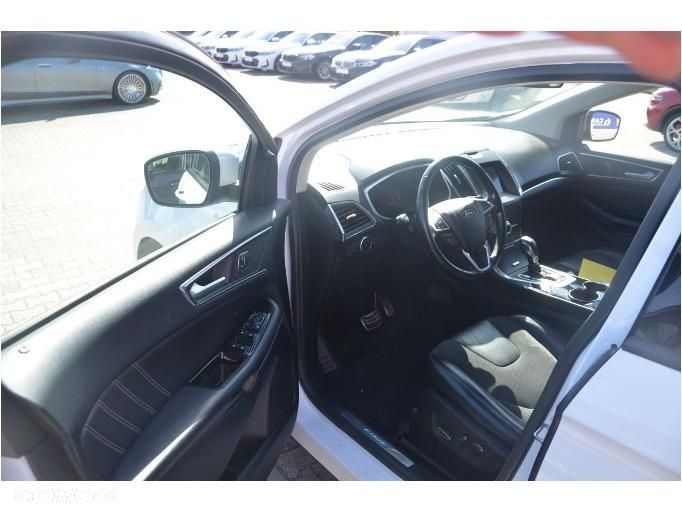 Ford Edge - 7