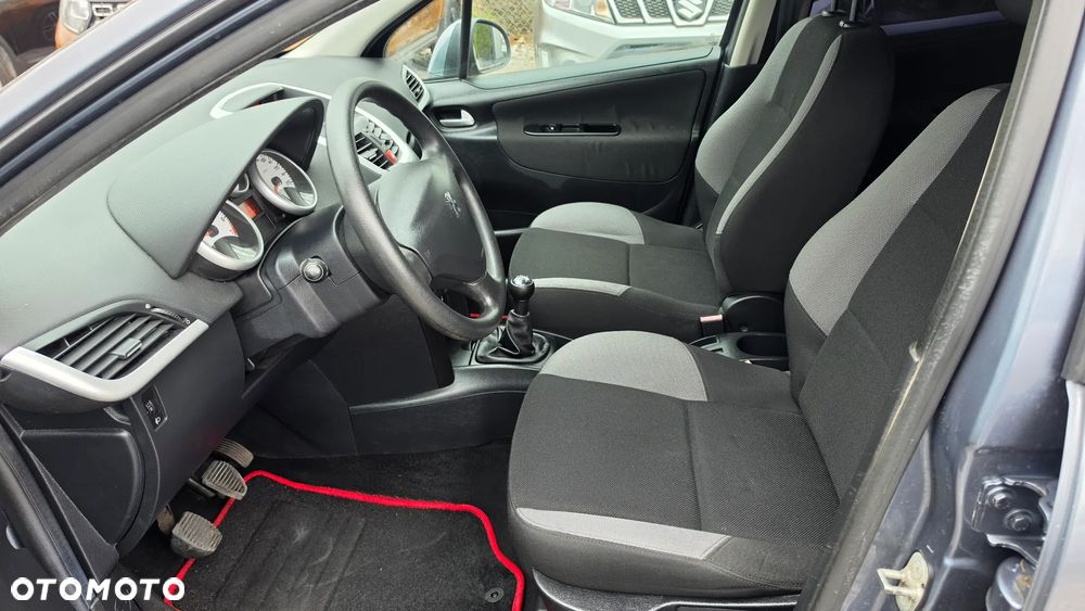 Peugeot 207 95 VTi Tendance - 14