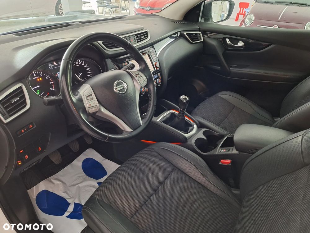 Nissan Qashqai 1.6 DIG-T Tekna - 16