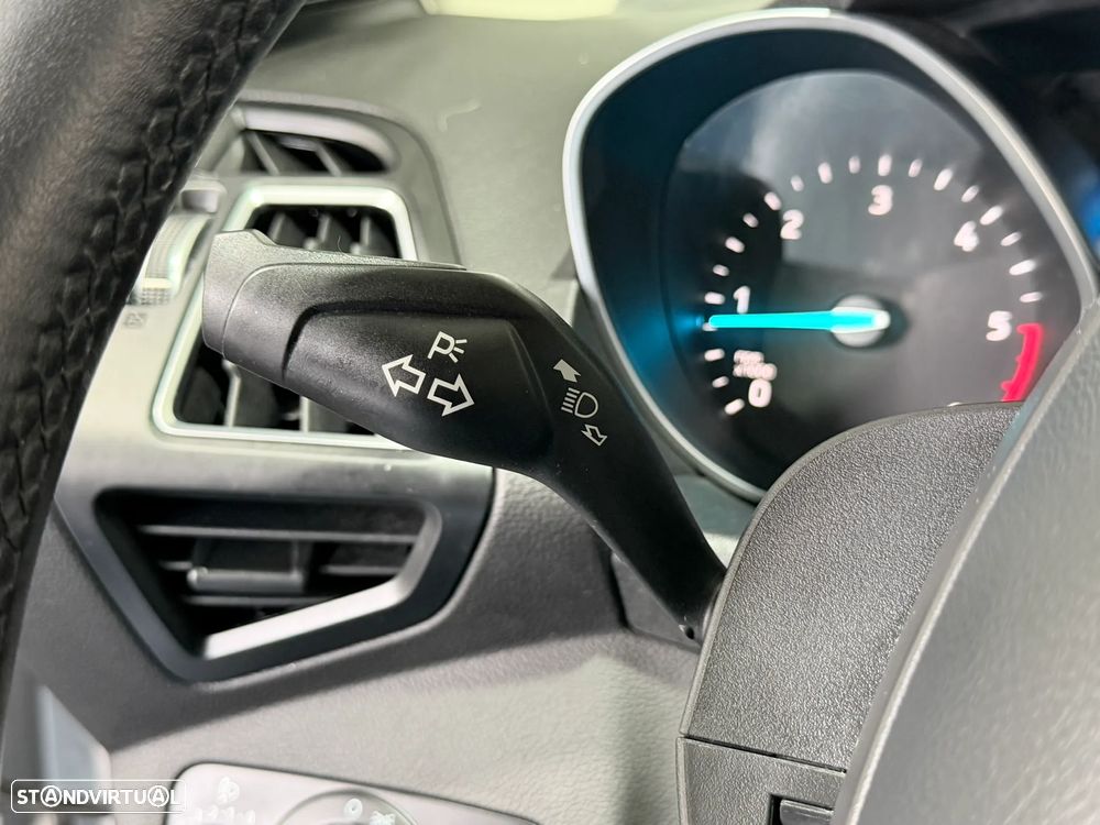 Ford Kuga 1.5 TDCi EcoBlue Titanium - 23