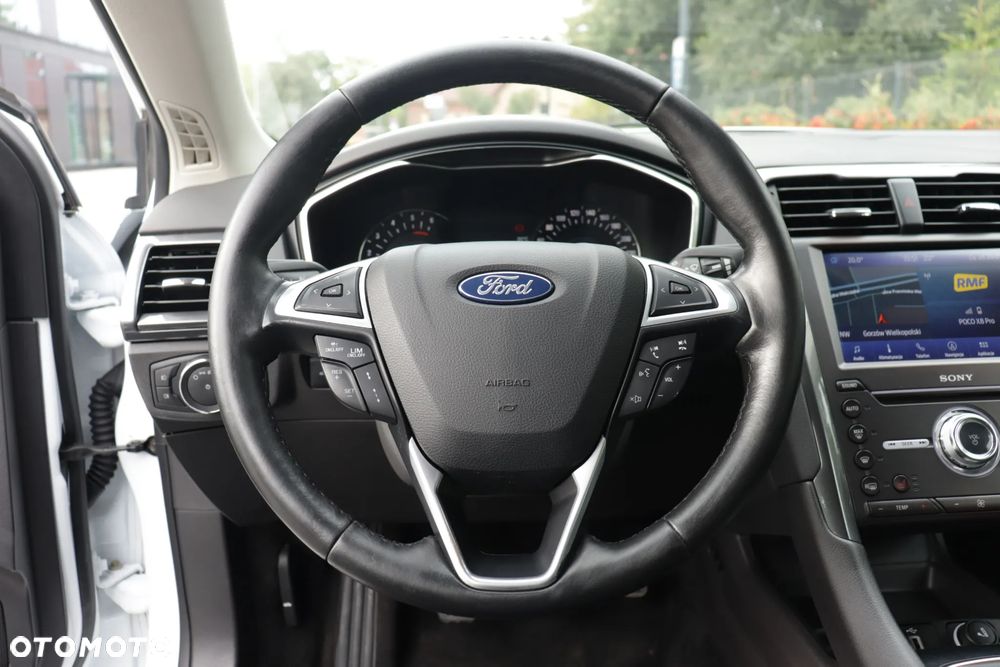 Ford Mondeo 2.0 EcoBlue Titanium - 21