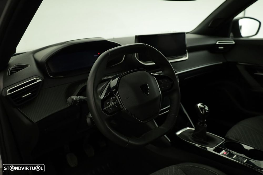 Peugeot 2008 1.2 PureTech Allure - 7