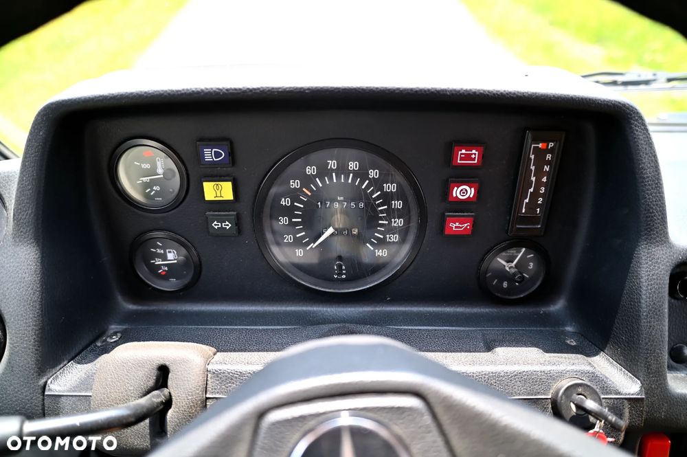 Mercedes-Benz 409D - 36