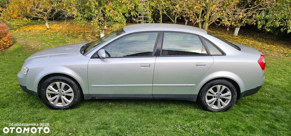 Audi A4 Limousine - 3