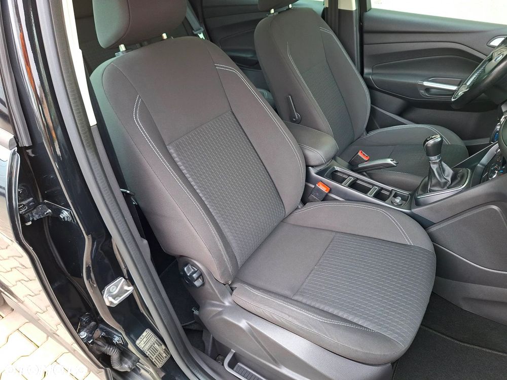 Ford C-MAX 1.6 Ti-VCT SYNC Edition - 22