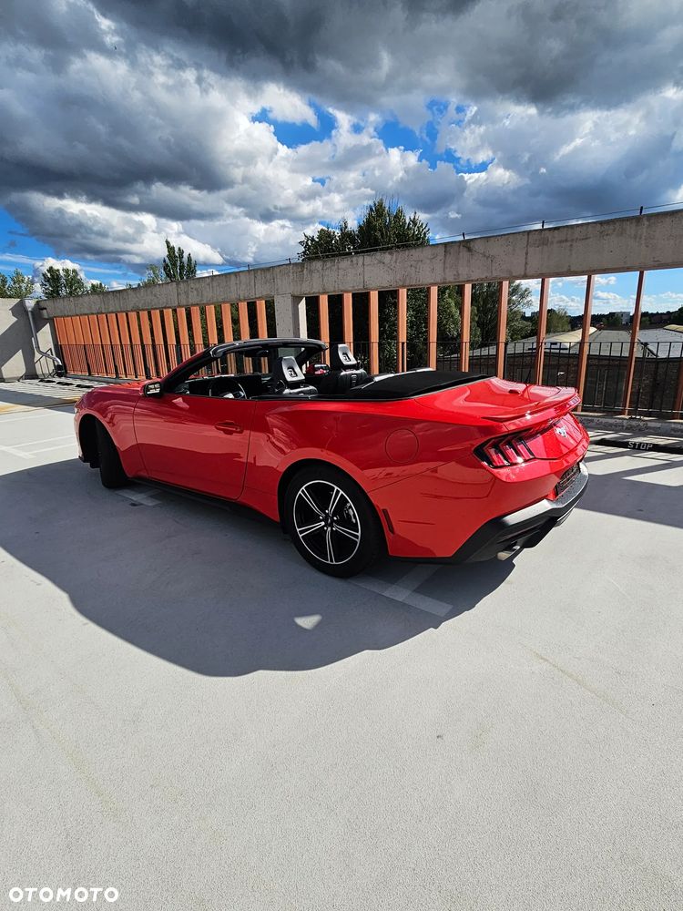 Ford Mustang 2.3 EcoBoost - 11