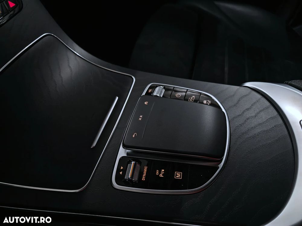 Mercedes-Benz GLC 300 de 4Matic 9G-TRONIC AMG Line - 27