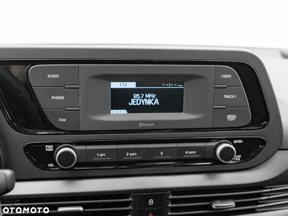 Hyundai i20 1.2 Pure - 18