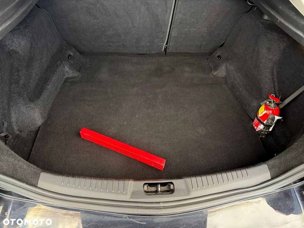 Ford Mondeo - 12