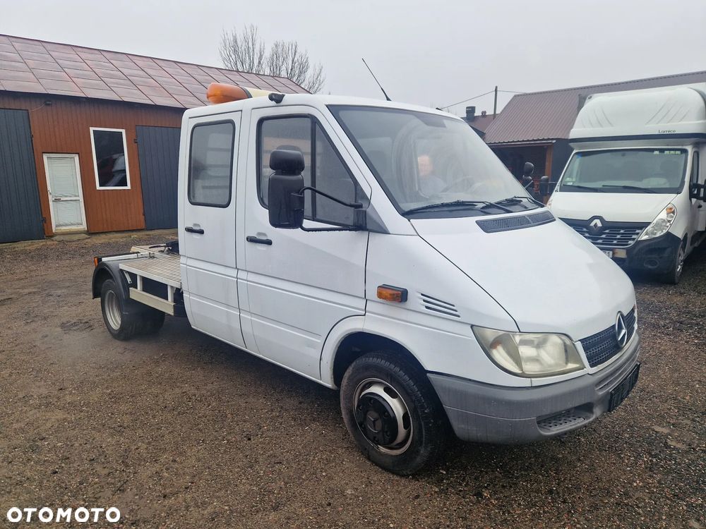Mercedes-Benz SPRINTER - 3