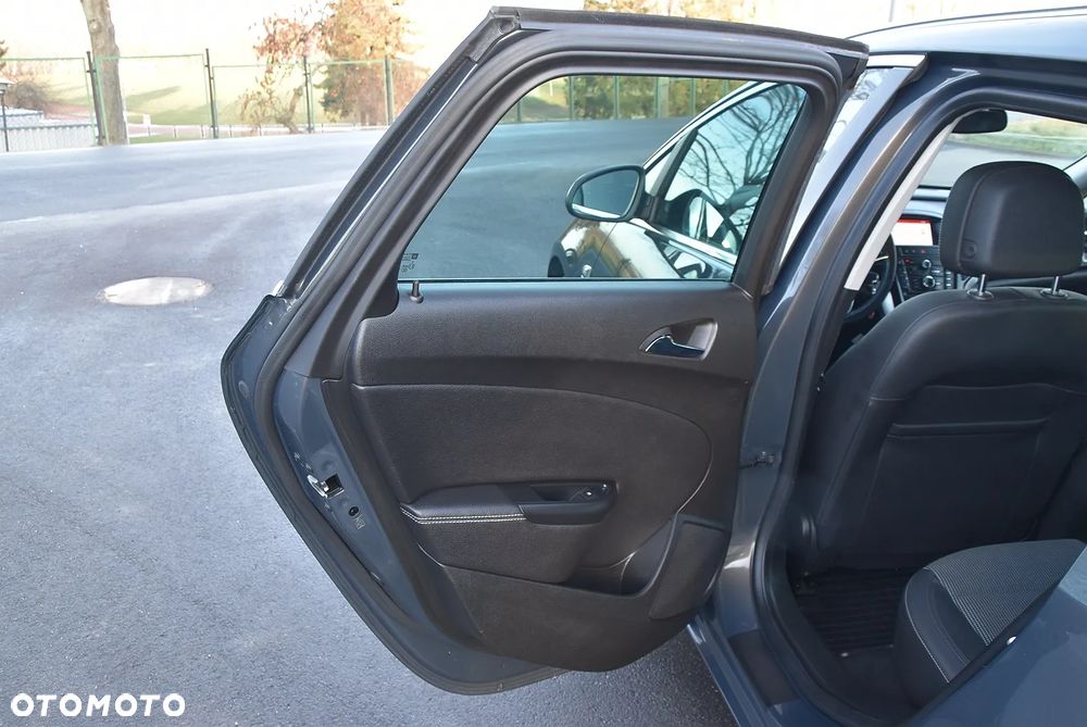 Opel Astra - 19