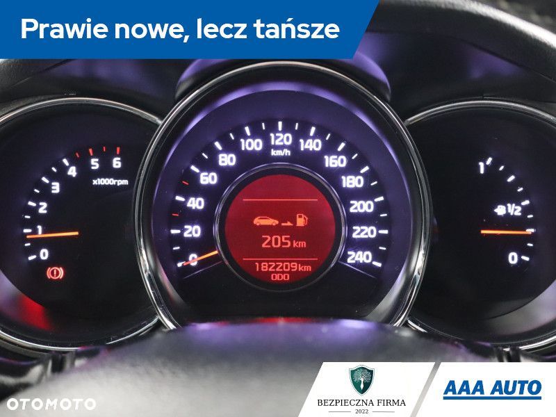 Kia Ceed - 13