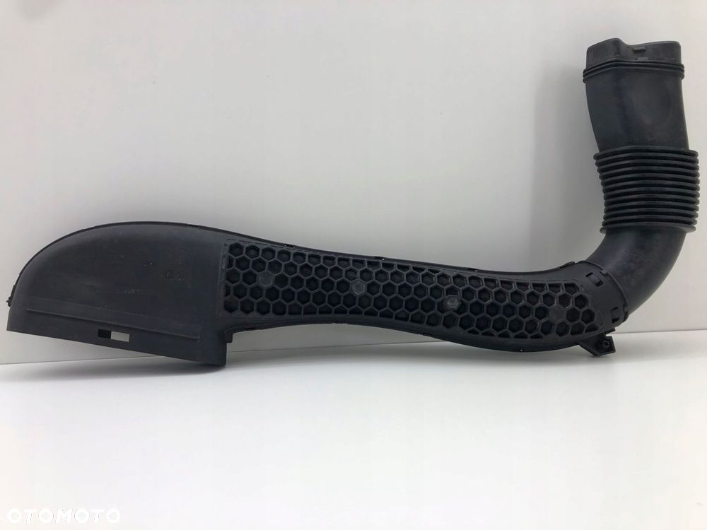 MERCEDES W205 WLOT POWIETRZA A2740900582 - 1