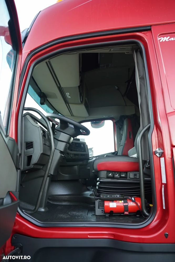 Volvo FH 500 / XXL / LOW-DECK / MEGA / CLIMATIZARE STAȚIONARĂ / I-SHIFT / EURO 6 - 24