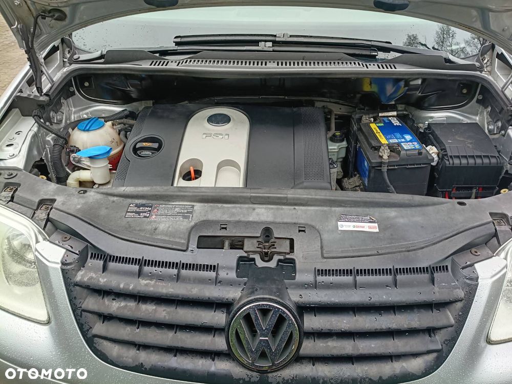 Volkswagen Touran - 8