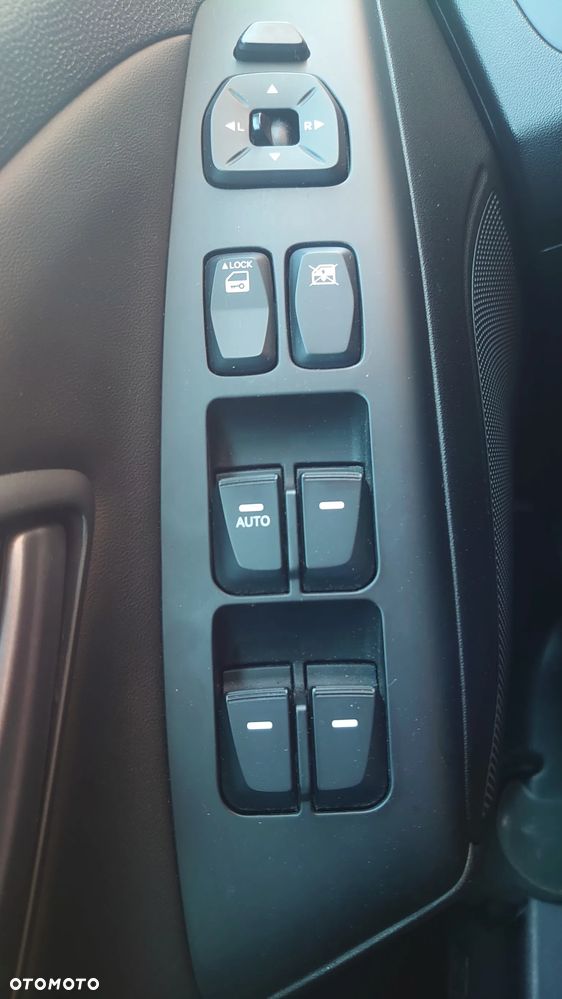 Hyundai ix35 1.6 2WD Fifa World Cup Edition - 14