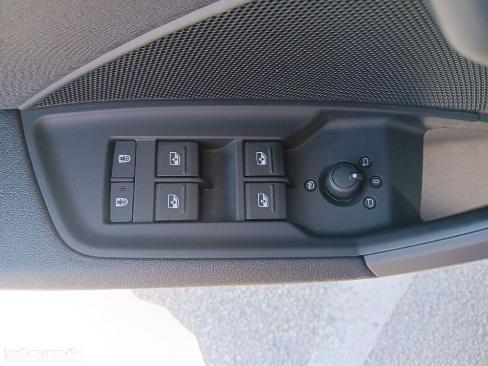 Audi A3 Sportback 30 TFSI Advanced - 12