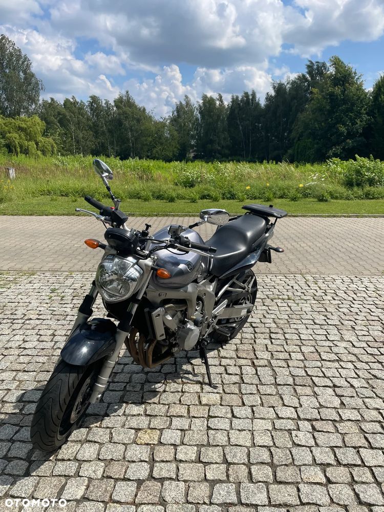 Yamaha FZ6 - 4