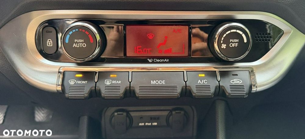 Kia Rio - 15