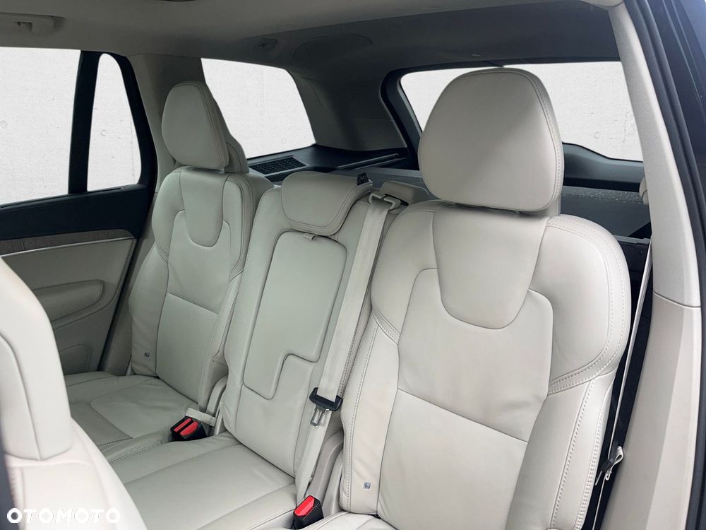 Volvo XC 90 - 14