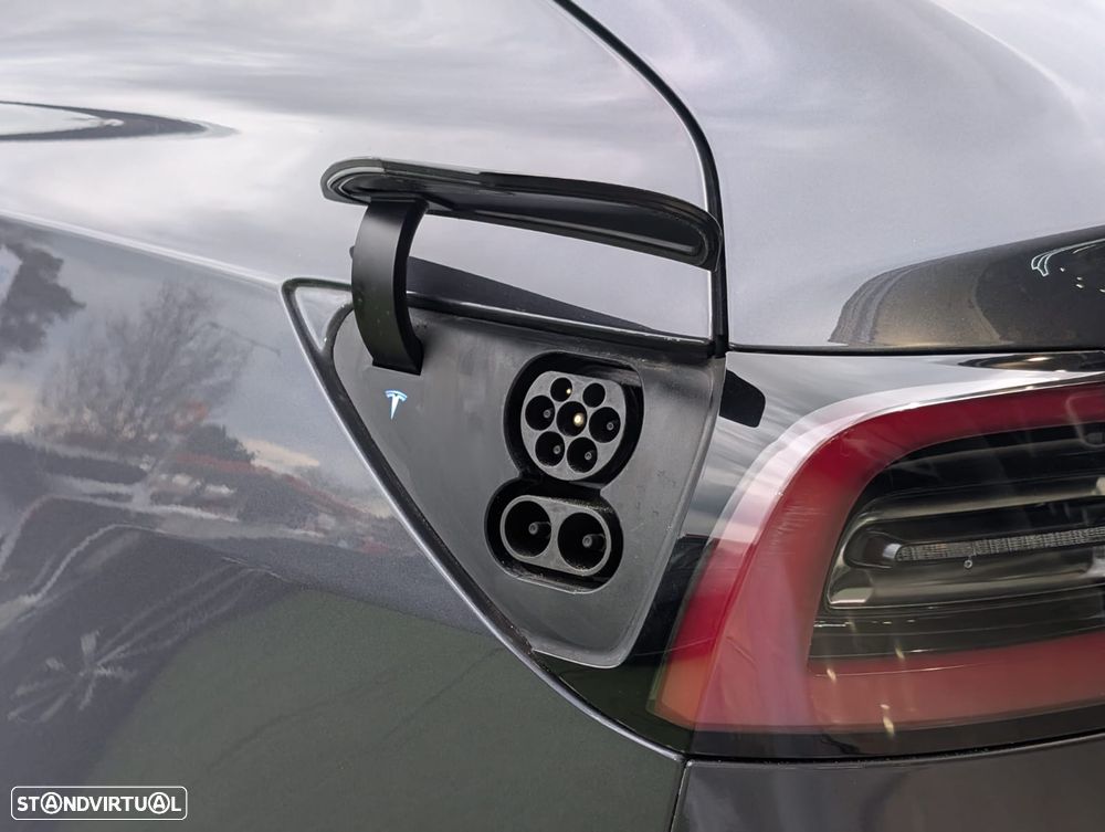 Tesla Model 3 Standard Range Plus RWD - 18