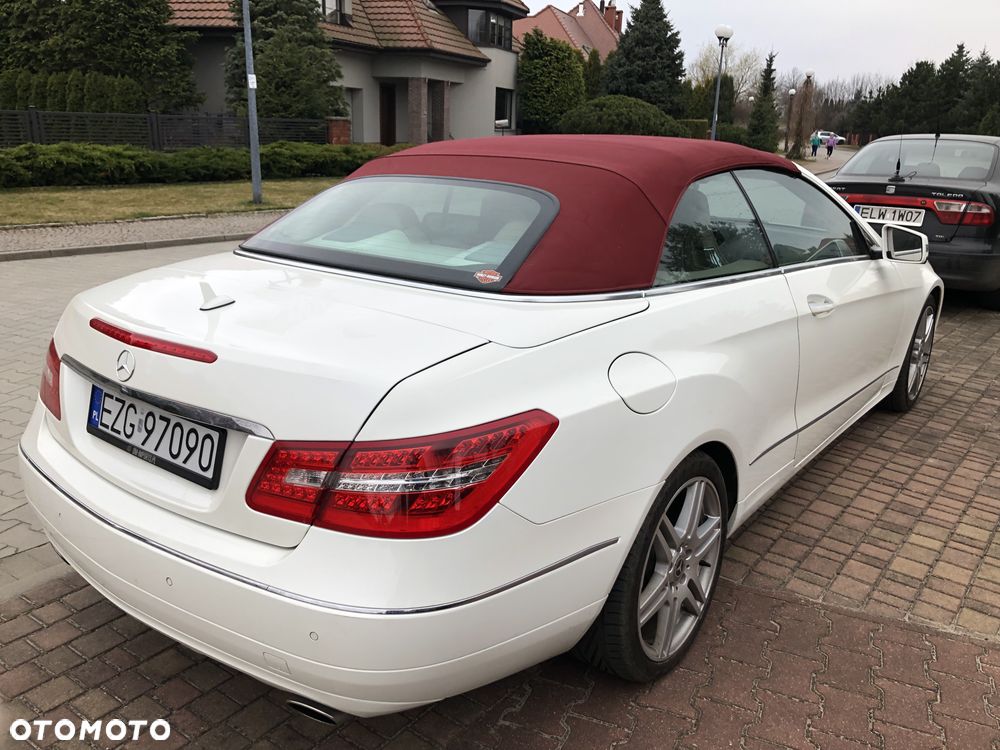 Mercedes-Benz Klasa E 350 CGI BlueEFFICIENCY 7G-TRONIC Elegance - 10
