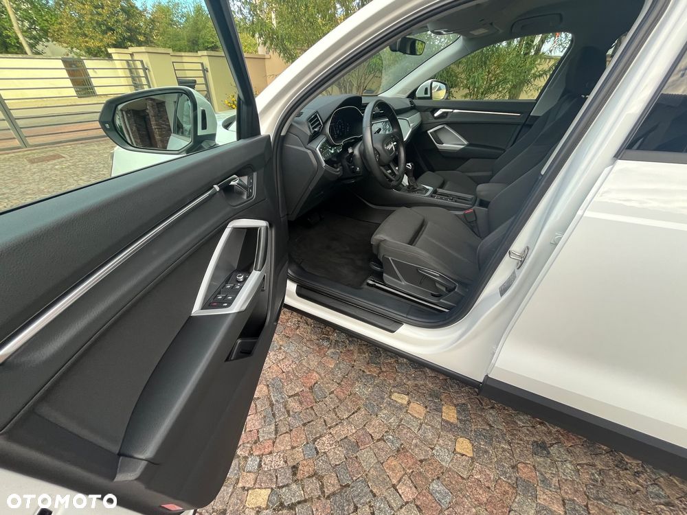 Audi Q3 35 TFSI mHEV Advanced S tronic - 23
